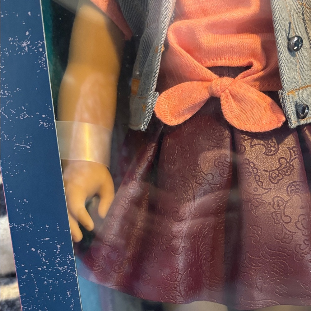 American Girl Tenney Grant Doll - Pink and Denim - Picture 11 of 11